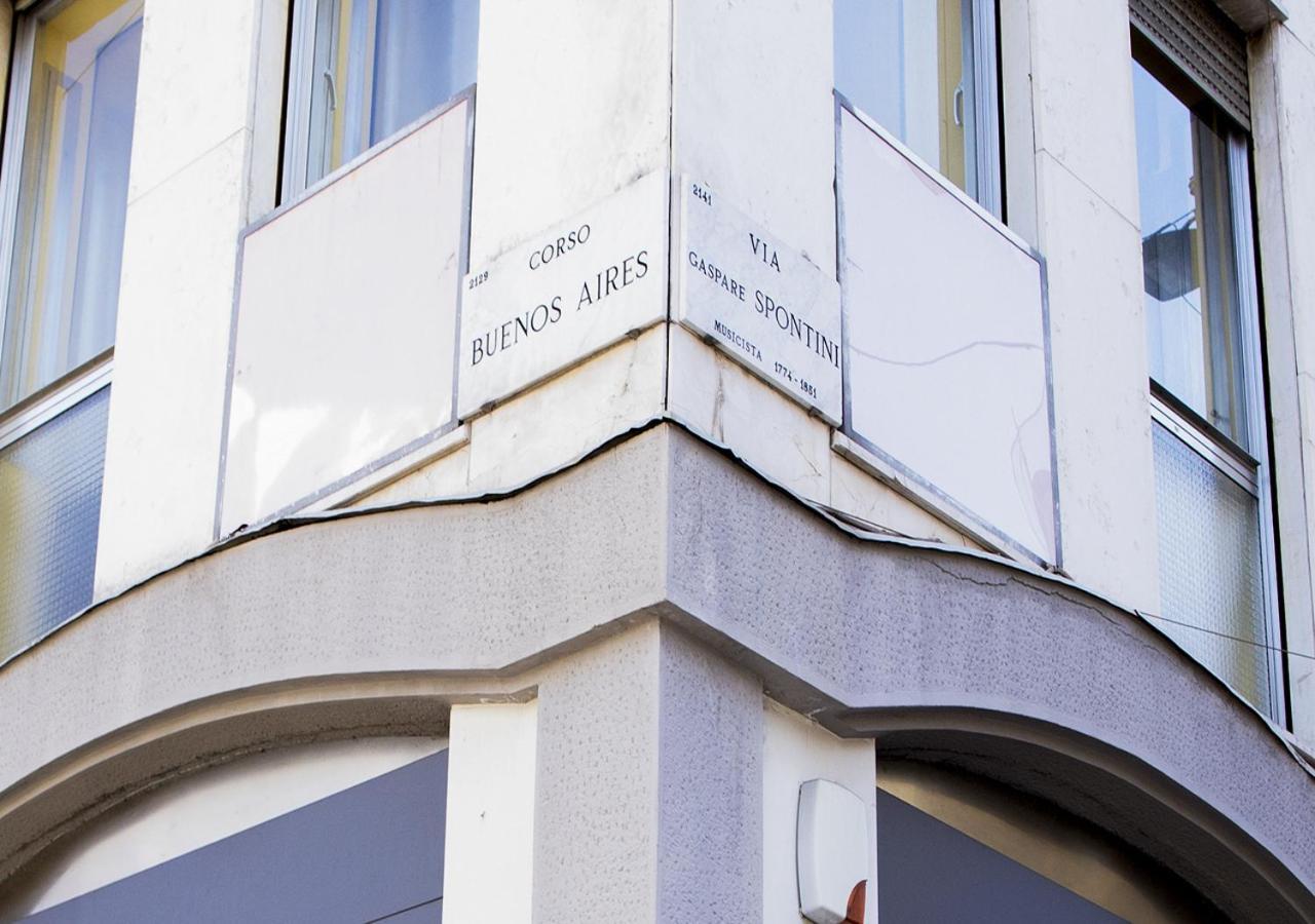 Smart Central Apartments Milan Exterior photo
